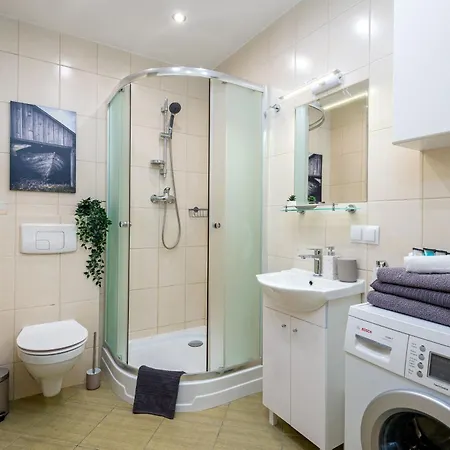 Kairos - Lothus - Darmowy Garaz Podziemny, Scisle Centrum